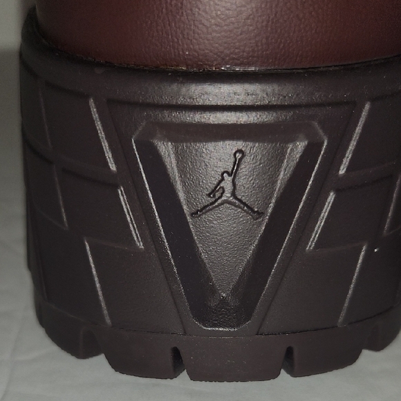 Jordan 1 High Brooklyn Sneaker Boots - Picture 5 of 10